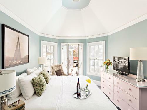 Hotel Brass Key Guesthouse