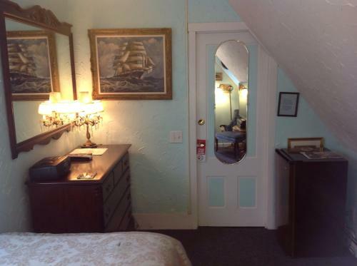 Hostal Bradford Carver House