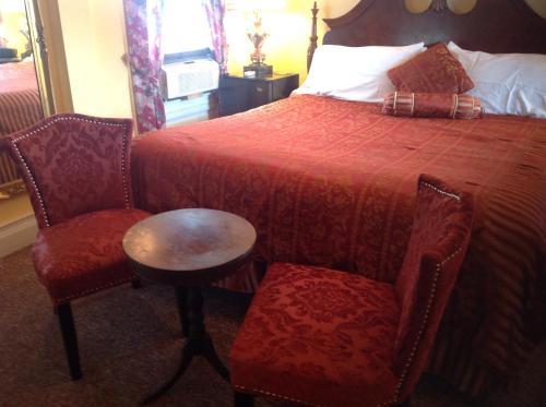 Hostal Bradford Carver House