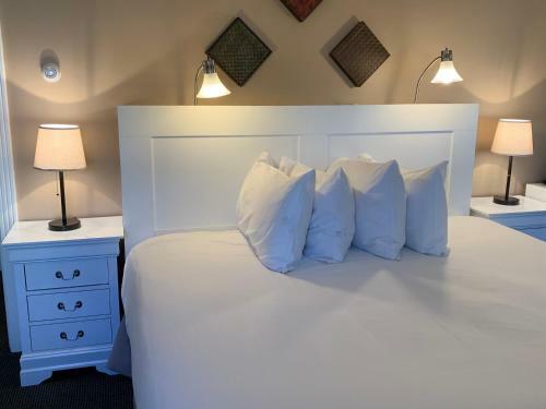 Posada Sage Inn And Lounge