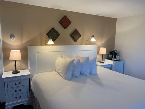 Posada Sage Inn And Lounge