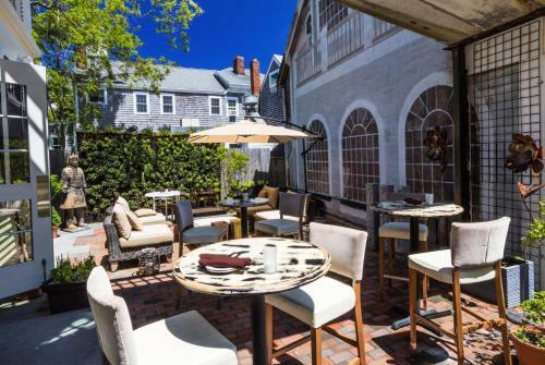 Posada Sage Inn And Lounge