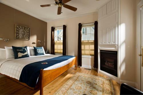 Bed & Breakfast Benchmark Inn