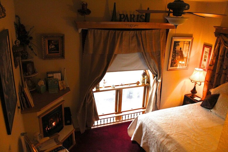 Bed & Breakfast All Seasons Inn