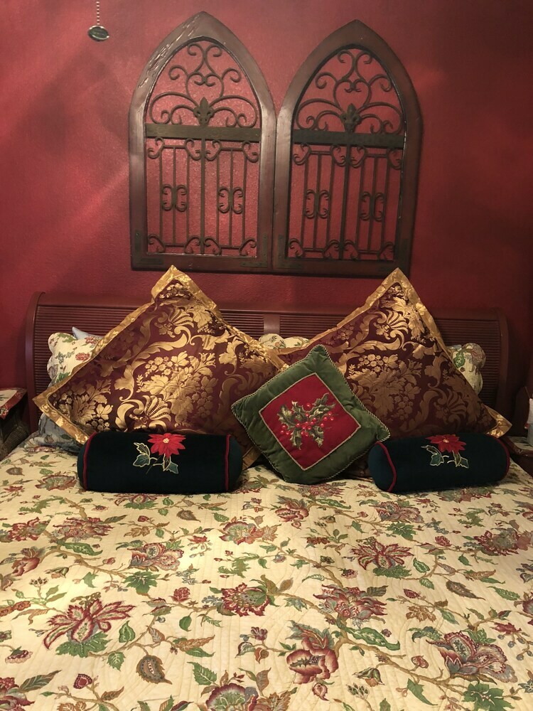 Bed & Breakfast All Seasons Inn