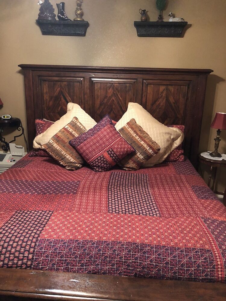 Bed & Breakfast All Seasons Inn
