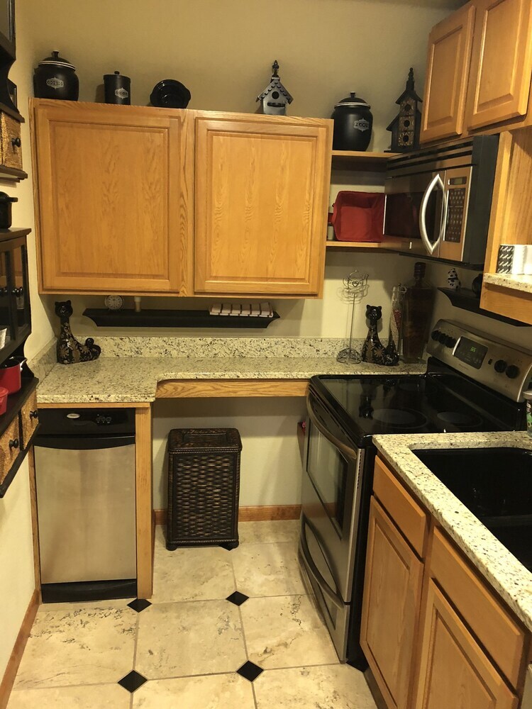 Bed & Breakfast All Seasons Inn