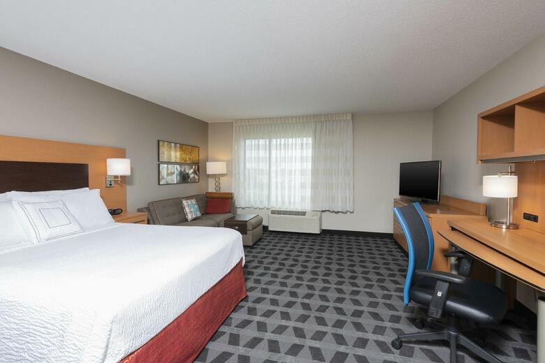 Hotel Towneplace Suites Fort Wayne North