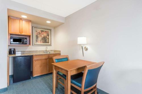 Hotel Wingate By Wyndham