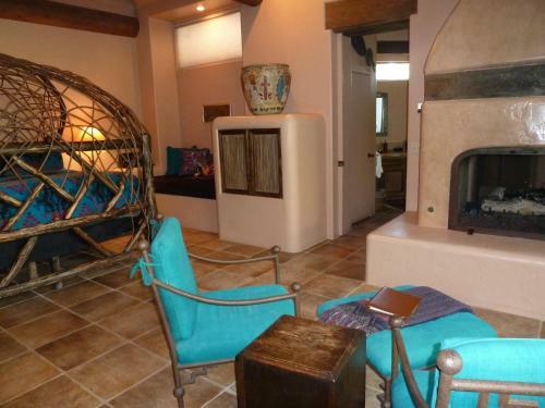 Posada Adobe Village Graham Inn
