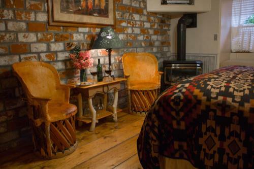 Posada Adobe Village Graham Inn