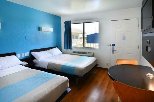Motel 6 Galveston
