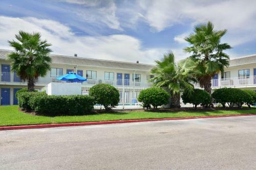 Motel 6 Galveston