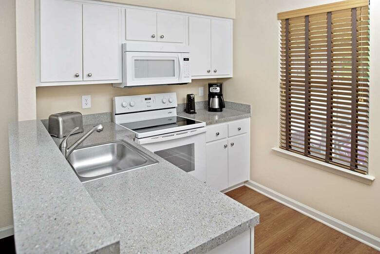 Hotel Greensprings Vacation Resort