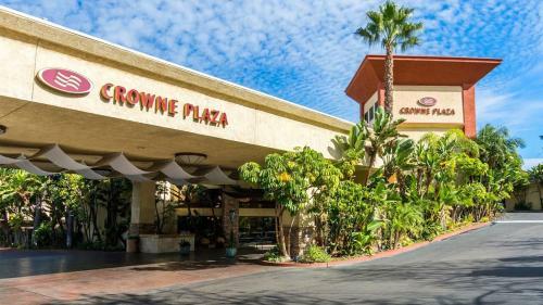 Crowne Plaza Hotel Mission Valley
