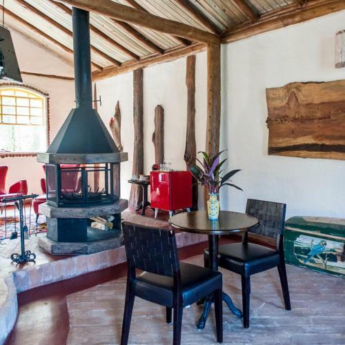 Hostal Pousada Pegada Da On�a