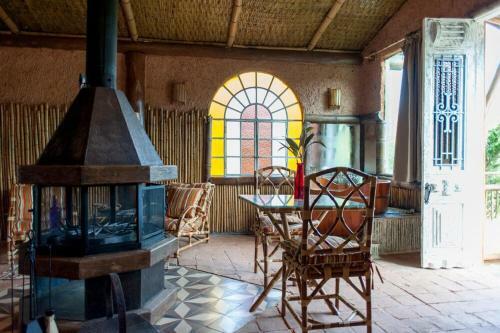 Hostal Pousada Pegada Da On�a