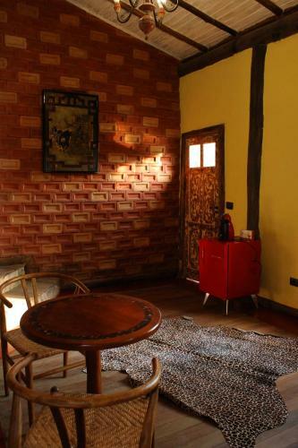 Hostal Pousada Pegada Da On�a