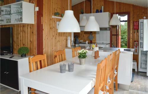 Three-bedroom Holiday Home In Hadsund