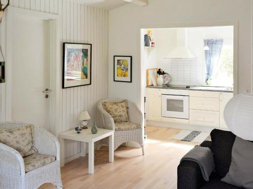 Three-bedroom Holiday Home In Ans By 4