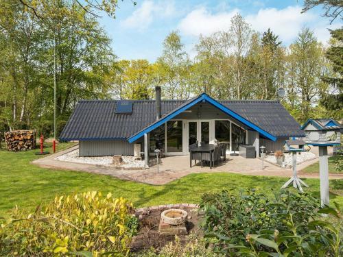 Three-bedroom Holiday Home In Ansager 2