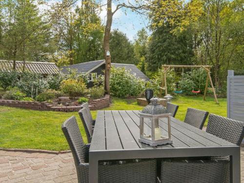 Three-bedroom Holiday Home In Ansager 2