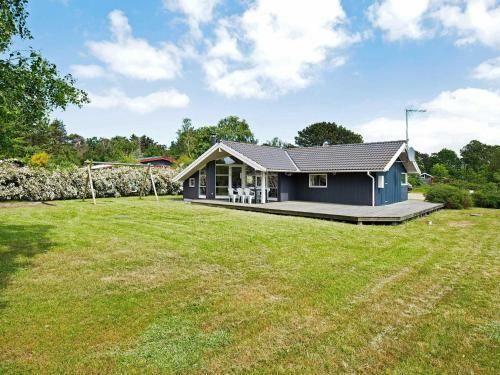 Three-bedroom Holiday Home In Asn�s 1