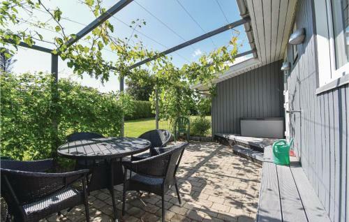 Four-bedroom Holiday Home In Assens