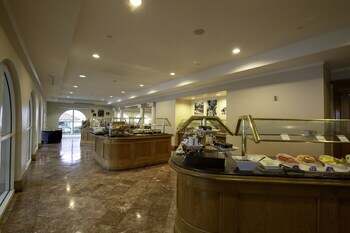 Hotel Dolce Hayes Mansion