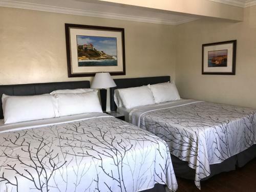 Ocean Beach Hotel