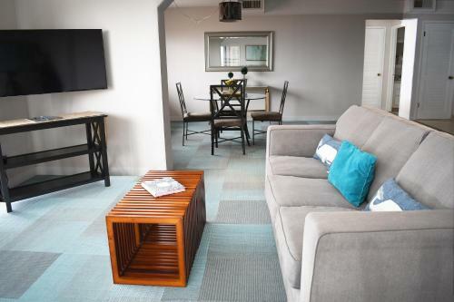 Hotel La Jolla Cove Suites