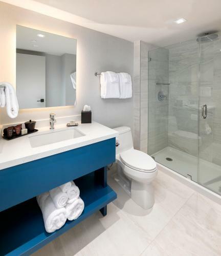 Hotel La Jolla Cove Suites
