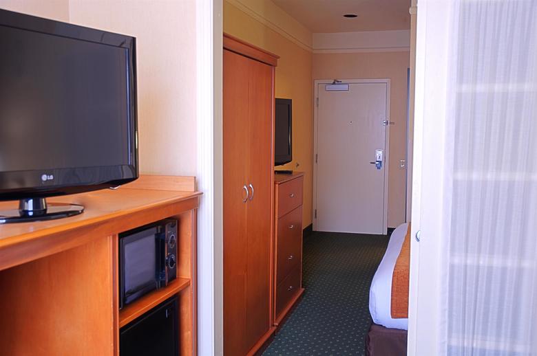 Hotel Comfort Suites Mission Valley Seaworld Area