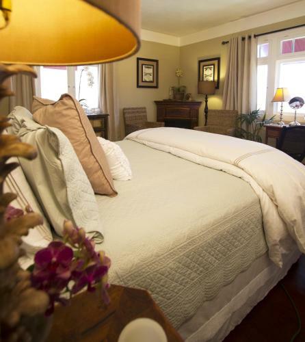 The Bed & Breakfast Inn At La Jolla