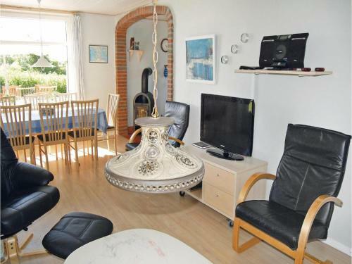 Holiday Home Vesterende V