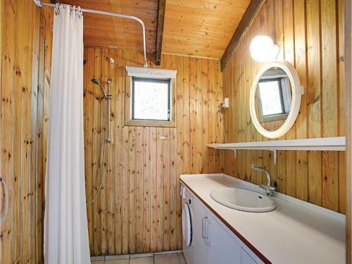 Holiday Home Brog�rdsvejen Nex� X