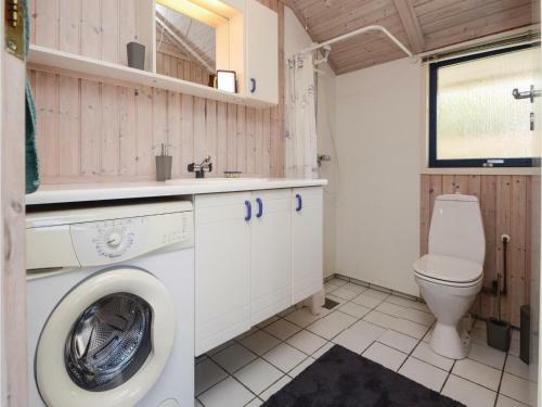 Two-bedroom Holiday Home In Bjert