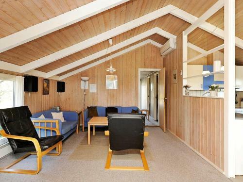 Three-bedroom Holiday Home In Hvide Sande 5