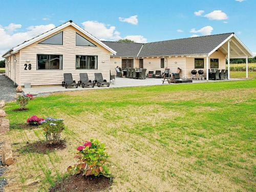 Eight-bedroom Holiday Home In Bogense
