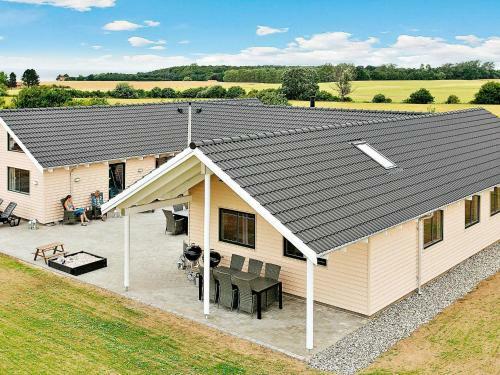 Eight-bedroom Holiday Home In Bogense
