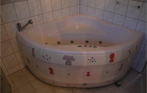 Holiday Home Kv�rnen Bog� By V