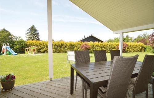 Holiday Home Sydgr�nsen