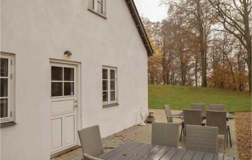 One-bedroom Apartment In Bredsten