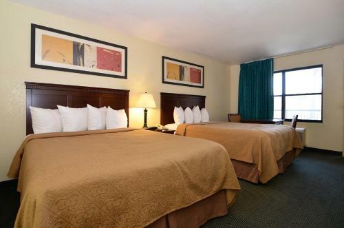 Hotel Quality Inn I-5 Naval Base