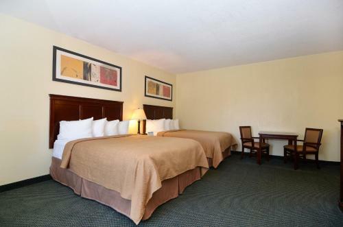 Hotel Quality Inn I-5 Naval Base