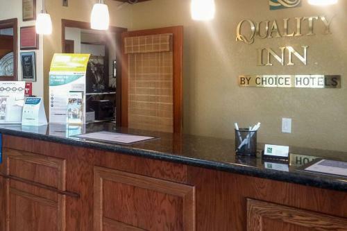 Hotel Quality Inn I-5 Naval Base