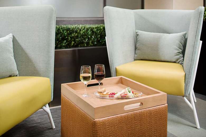 Hotel Embassy Suites By Hilton San Diego Bay Downtown