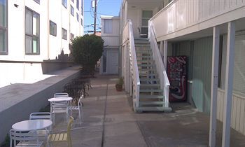 Hotel Pacific View Inn