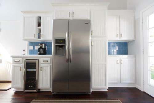 Convivial Stay Vacation Homes