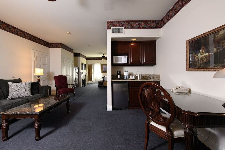 Horton Grand Hotel